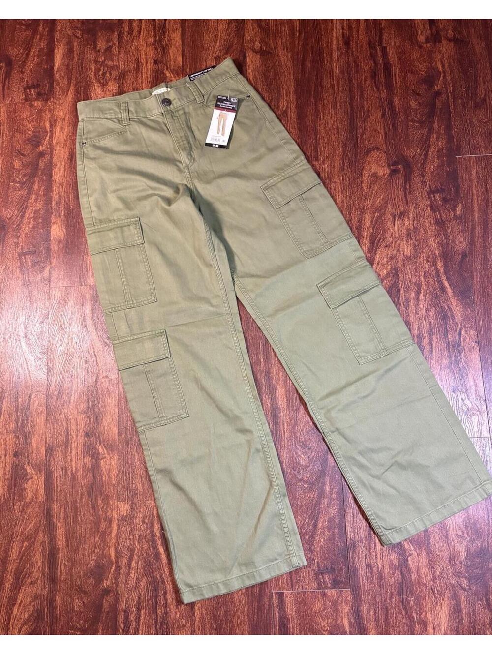 Sofia Jeans Sofia Vergara Cargo Relaxed Straight Super High-Rise Pants NWT Sz 4